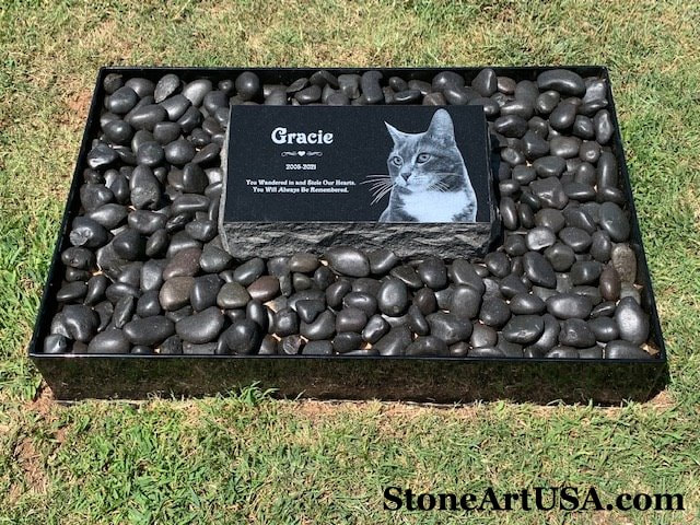 gravestone for pets